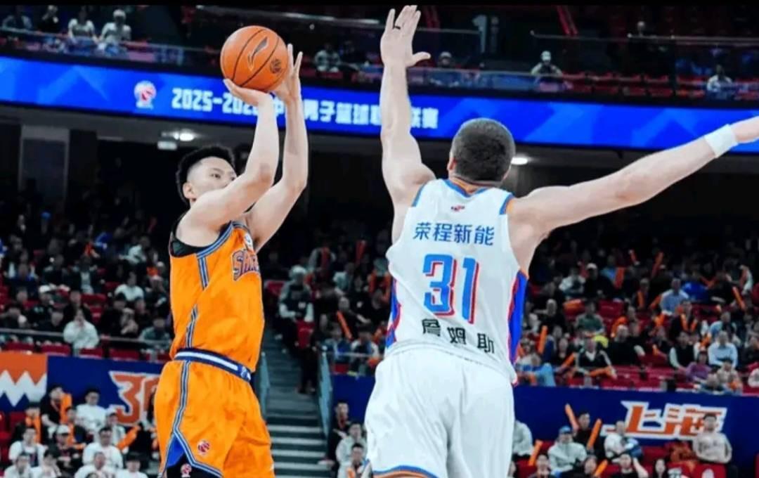 KOK体育-一步一脚印，李弘权3年前获最快进步球员，今年入选一阵