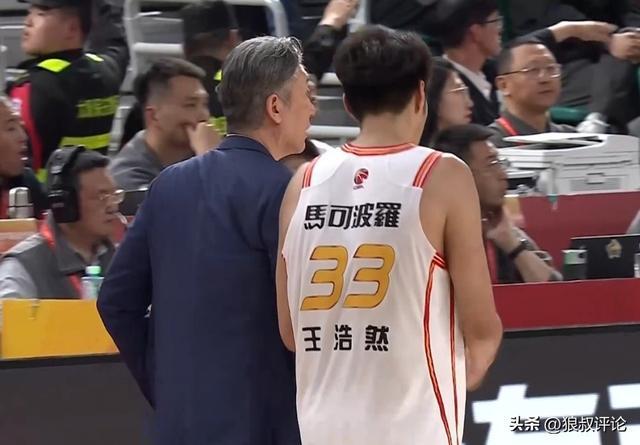 KOK体育官方入口-深圳主帅：12连胜处理不好会变成包袱 目前最大问题是重新组合阵容